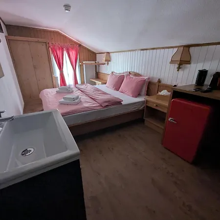 Schuetzen Hotel 3*