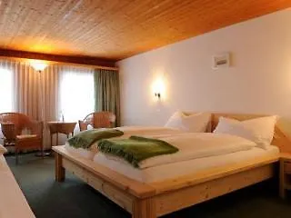 Отель Schuetzen 3*